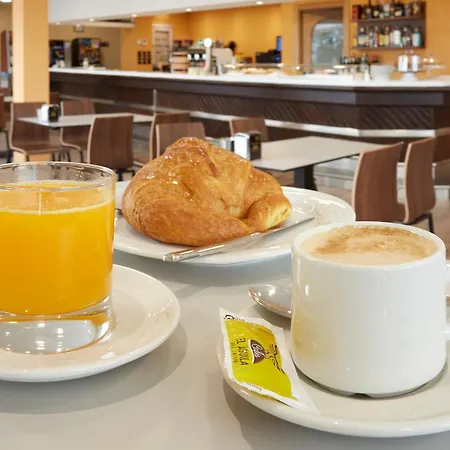 Arias Aeropuerto