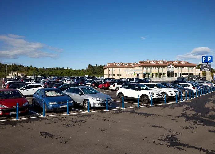 Hotel Arias Aeropuerto 3*