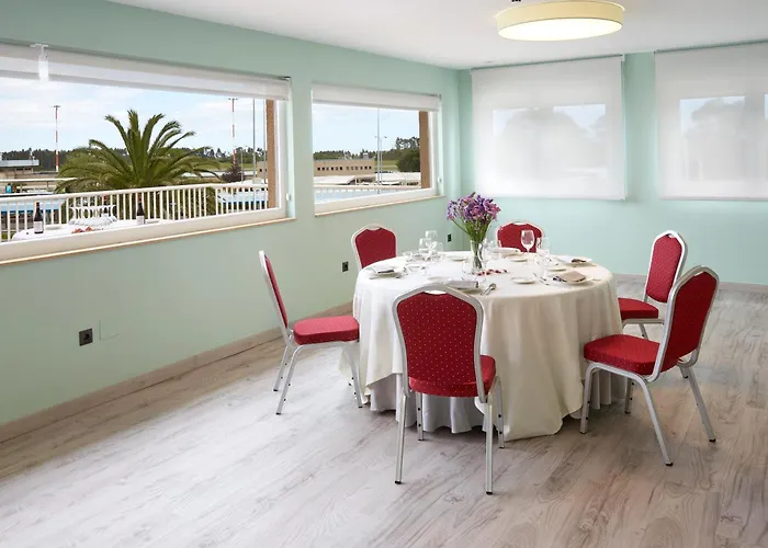 Arias Aeropuerto Hotel Santiago Del Monte