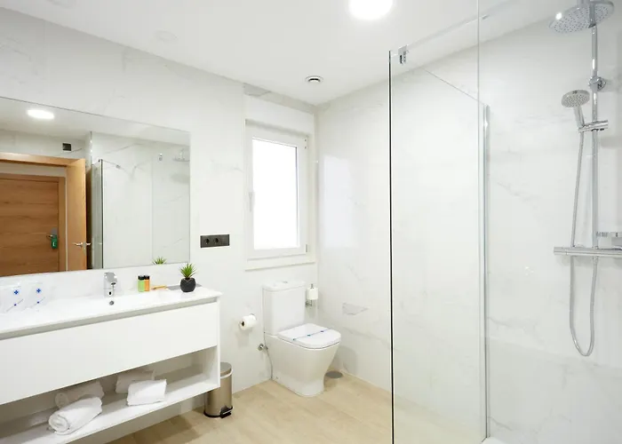 Arias Aeropuerto Hotel Santiago Del Monte