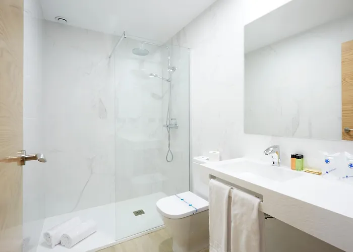 Arias Aeropuerto Hotel