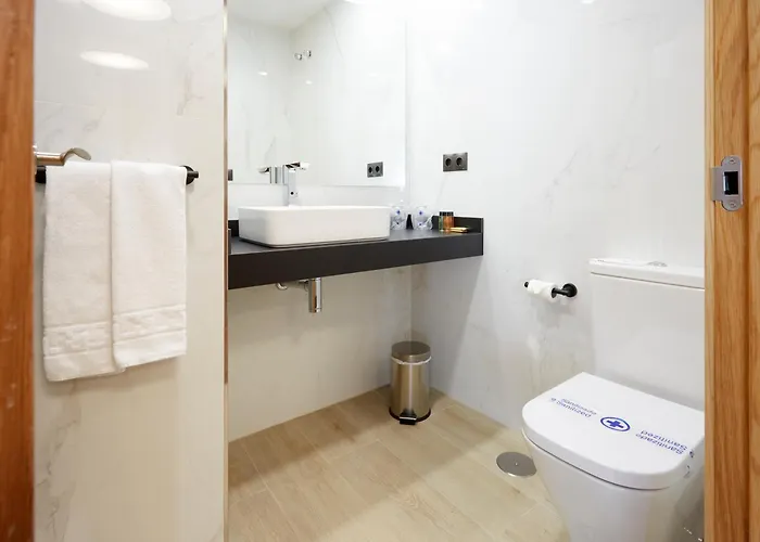 Arias Aeropuerto Hotel