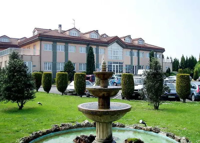 Hotel Arias Aeropuerto Santiago Del Monte