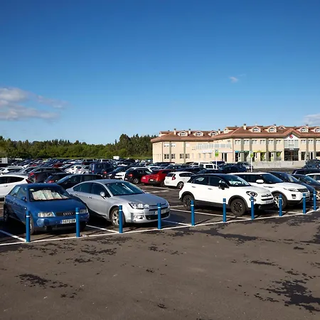 Otel Arias Aeropuerto 3*