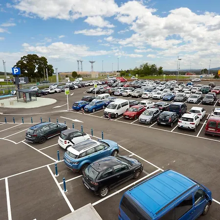 Arias Aeropuerto Otel